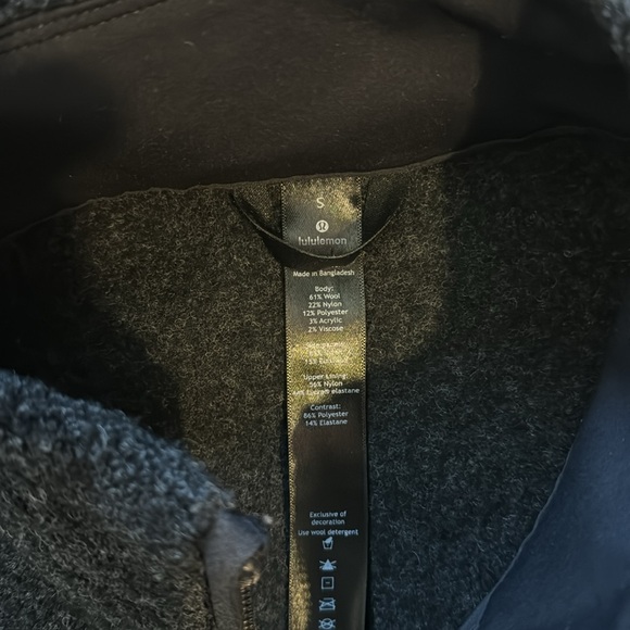 Lululemon Fleece Furry Vest Small - Picture 3 of 5